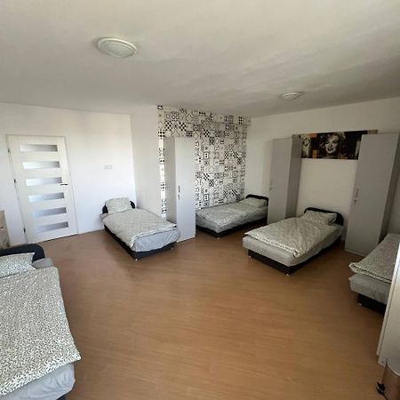 Hostel „U Sashka” Varşova Dış mekan fotoğraf
