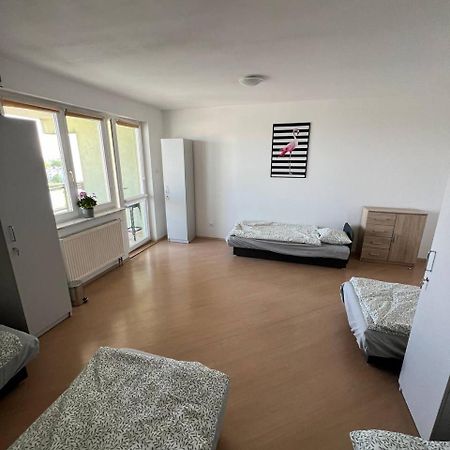 Hostel „U Sashka” Varşova Dış mekan fotoğraf