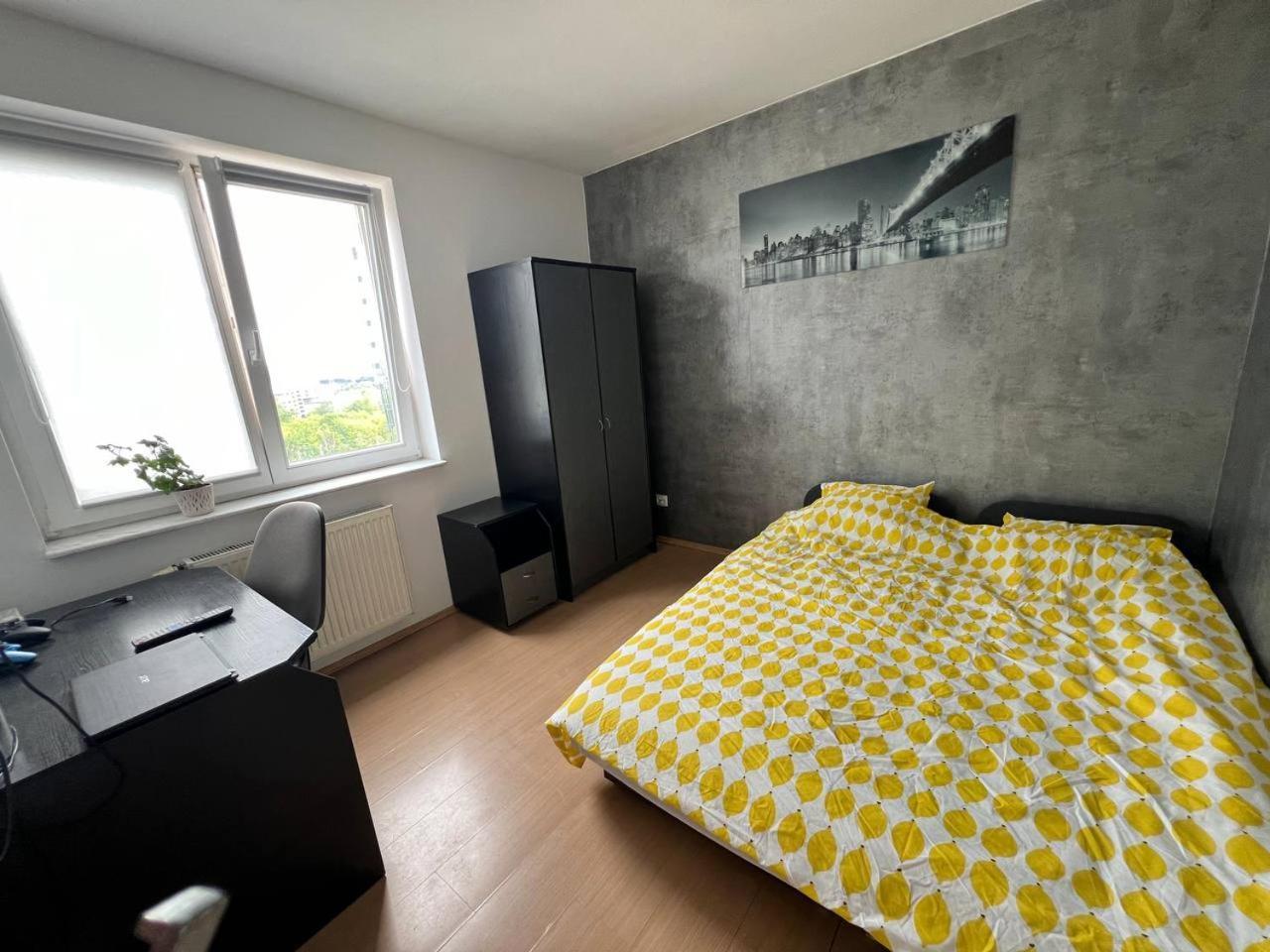 Hostel „U Sashka” Varşova Dış mekan fotoğraf